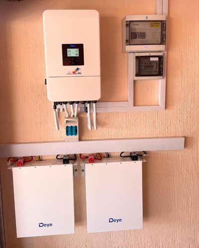 Eldoraigne Solar Panels Inverters and Lithium Batteries Installer